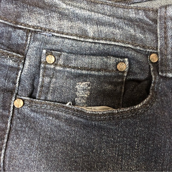 Khloe Kardahian Premium Denim. Dark Wash Curvy Slim Bootcut. Size 10 - Picture 7 of 11